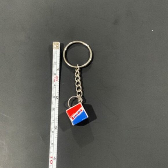 azooka Bubblegum Pack Keychain – Pop of Nostalgia - Picture 7 of 8